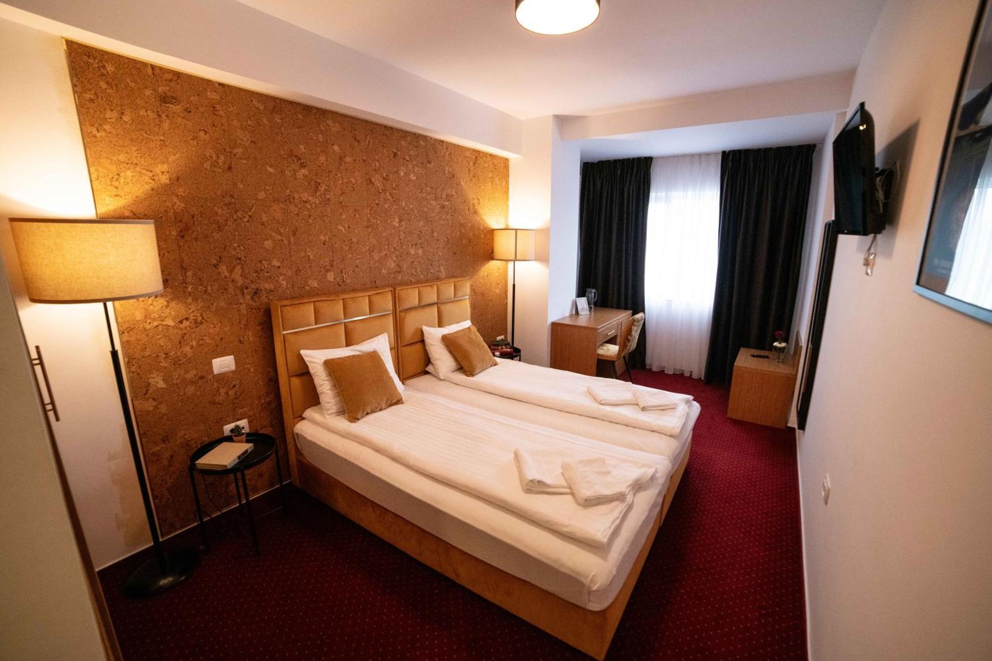 Bucharest Airport Accomodation Aparthotel Otopeni Exterior photo