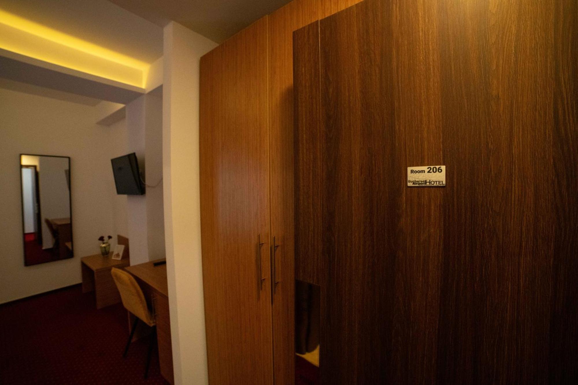 Bucharest Airport Accomodation Aparthotel Otopeni Exterior photo