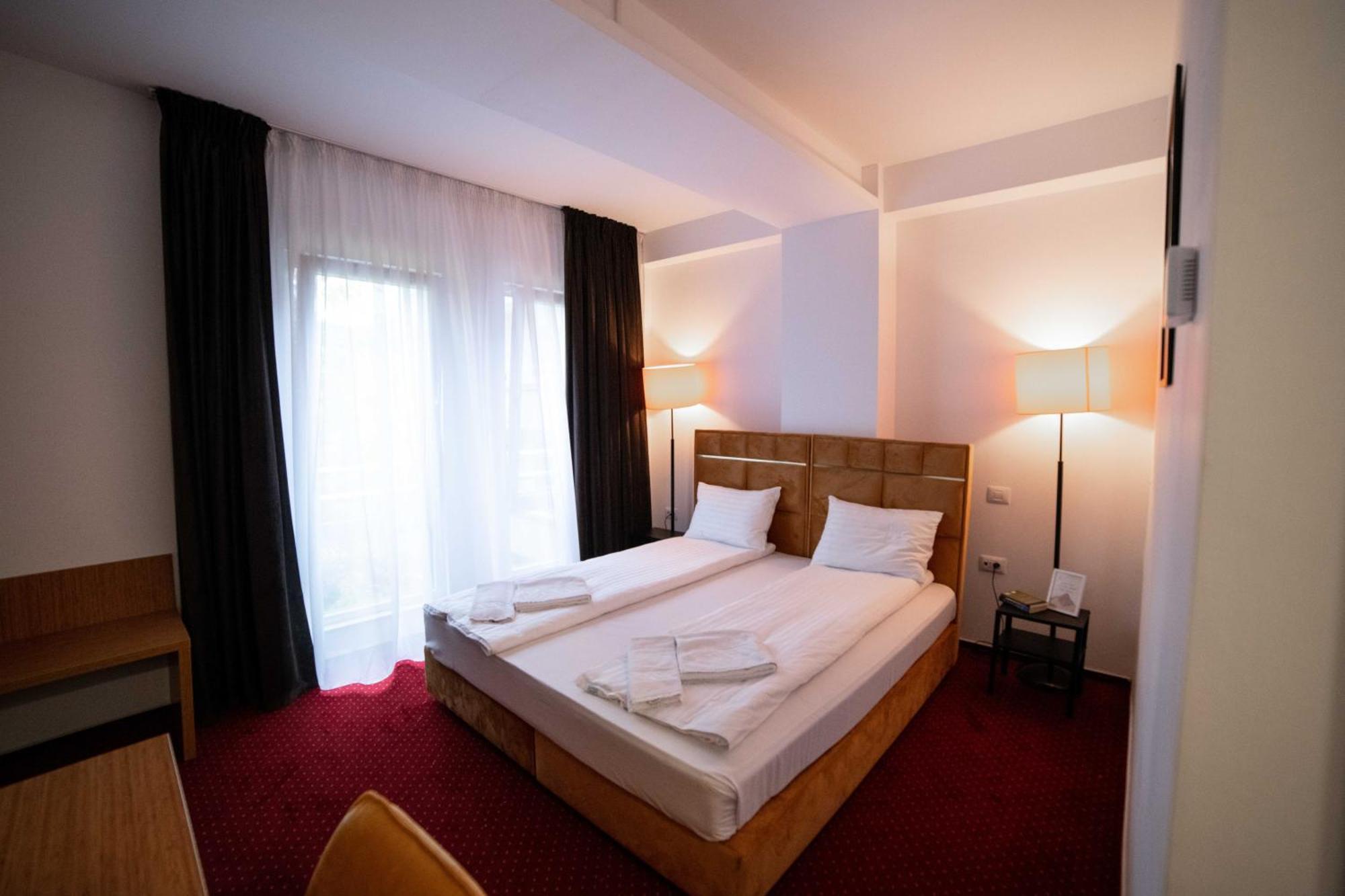 Bucharest Airport Accomodation Aparthotel Otopeni Exterior photo