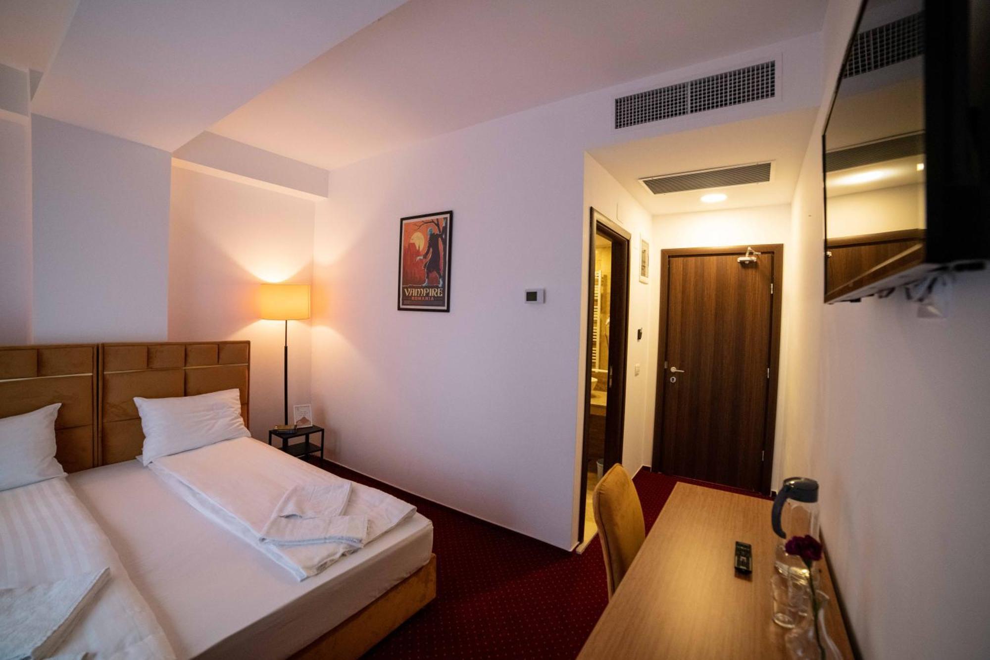 Bucharest Airport Accomodation Aparthotel Otopeni Exterior photo