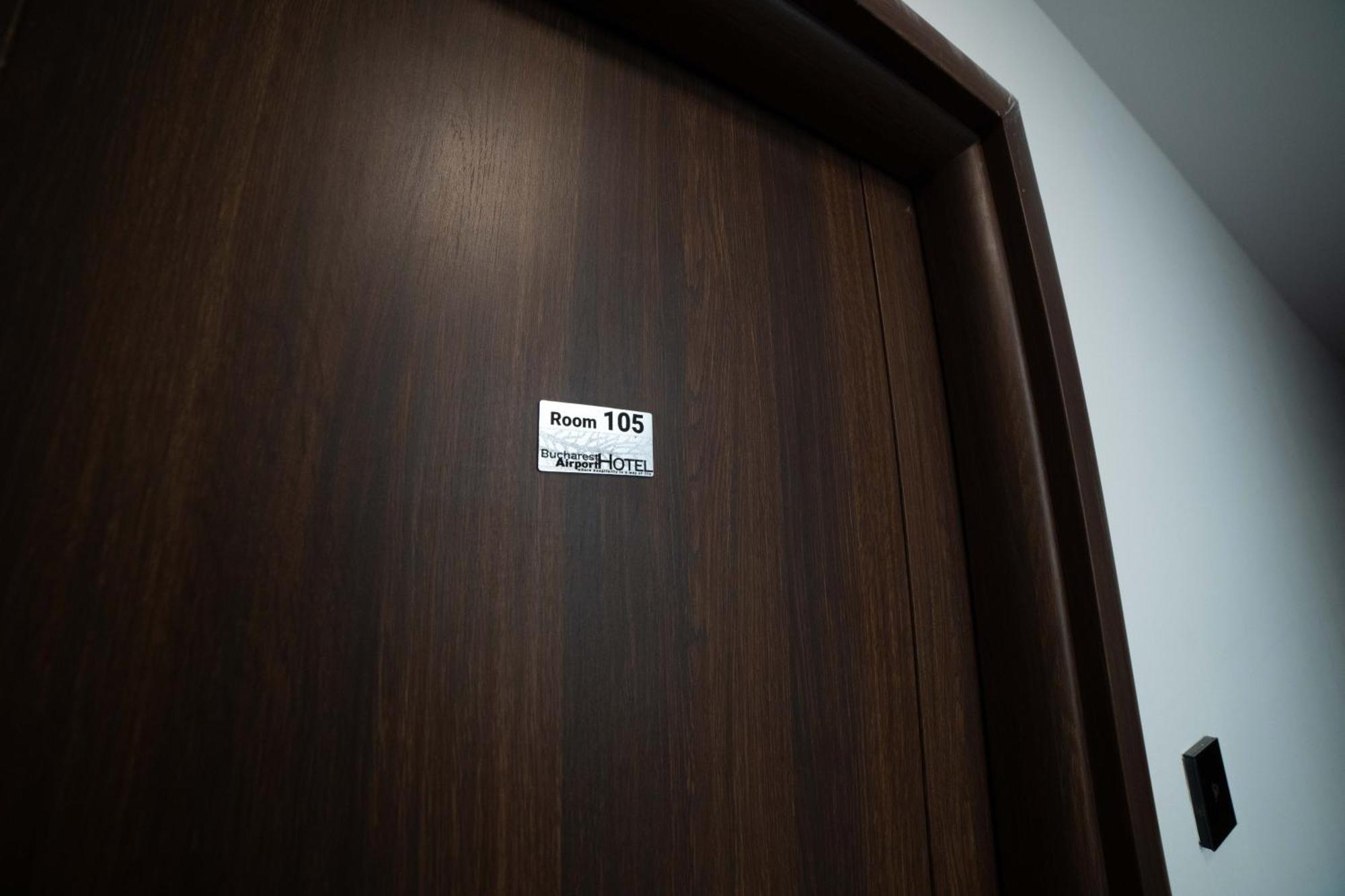 Bucharest Airport Accomodation Aparthotel Otopeni Exterior photo